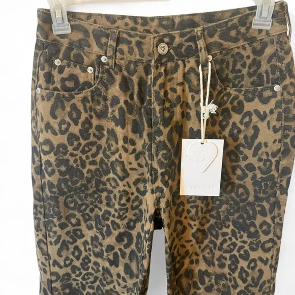 Aelfric Eden Leopard print jeans - NWT - Picture 4 of 9